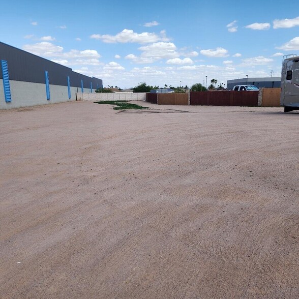 More Photos Of 17141 N Dysart Rd, Surprise Contractor Storage Yard For Lease