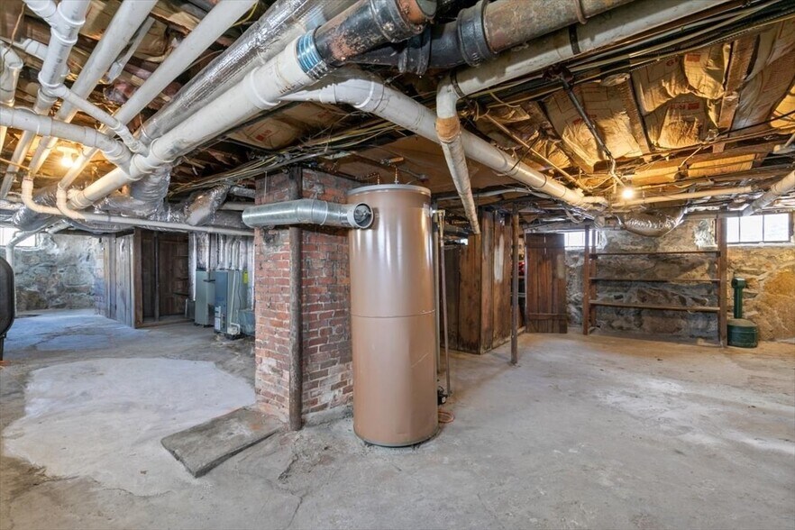 More Photos Of 412 Cabot St, Beverly Apartments For Sale