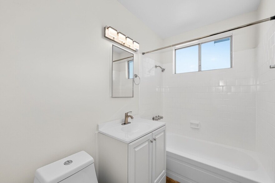 More Photos Of 4580 33rd St, San Diego Apartments For Sale