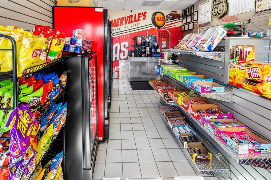 More Photos Of 1001 N H St, Lompoc Convenience Store For Sale