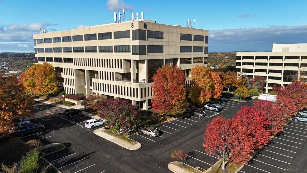 More Photos Of 730 Holiday Dr, Pittsburgh Office For Lease