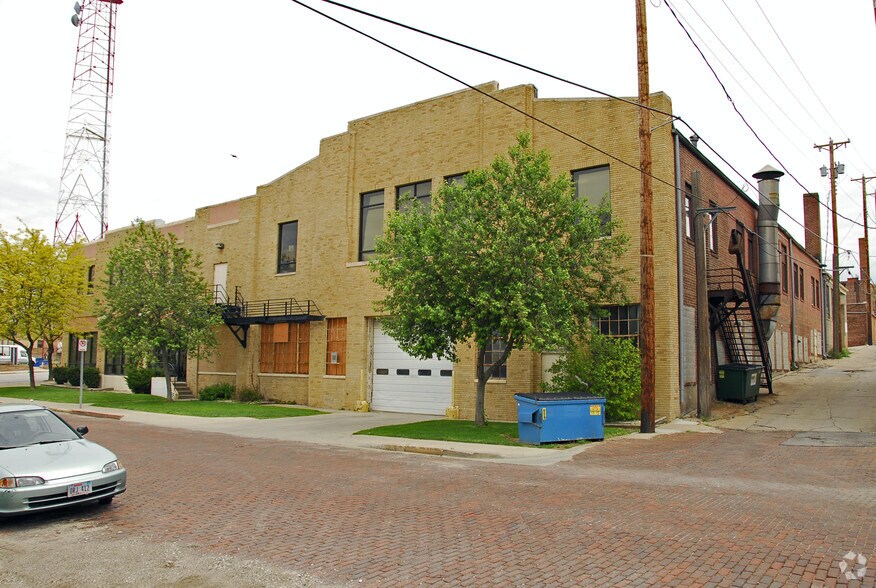 More Photos Of 2679 Farnam St, Omaha Office For Lease