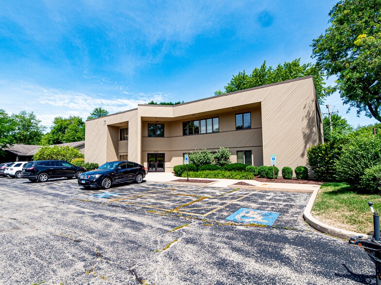 Primary Photo Of 472 N McLean Blvd, Elgin Medical For Sale