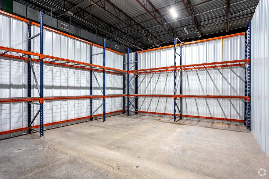 More Photos Of 7500-7540 Golden Triangle Dr, Eden Prairie Warehouse For Lease