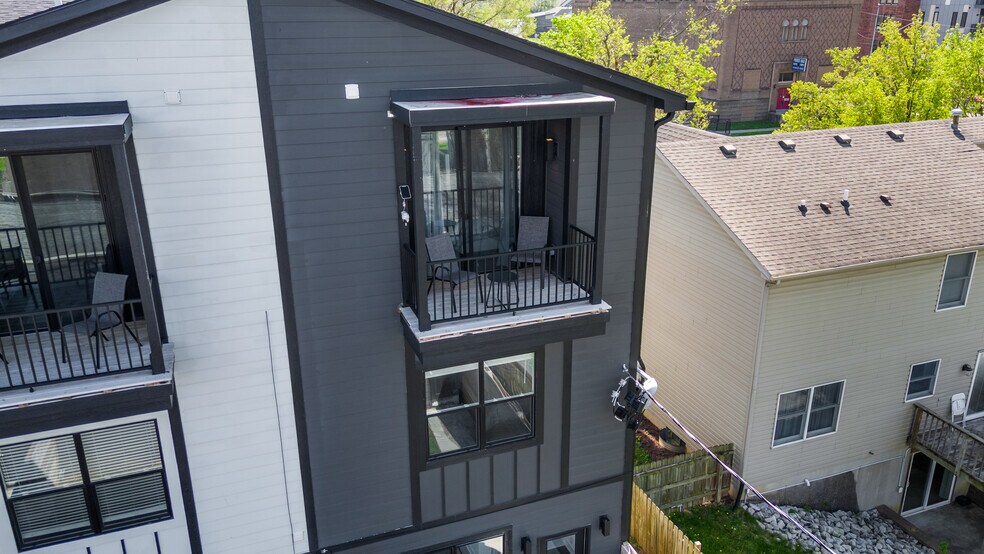 More Photos Of 2226-2232 Central Ave, Indianapolis Apartments For Sale