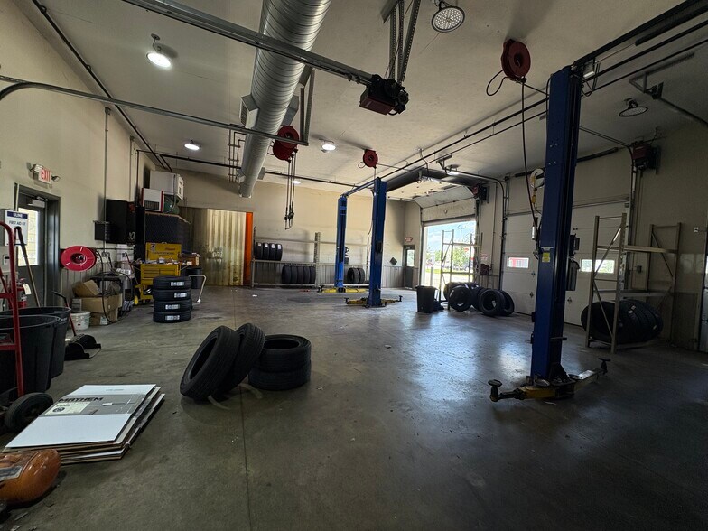 More Photos Of 2306 IFCU way, Lafayette Auto Dealership For Sale