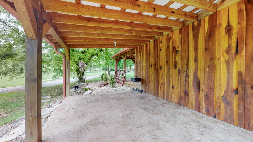 More Photos Of 177 Providence Rd, Fayetteville Specialty For Sale