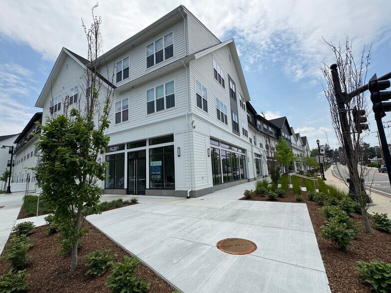 More Photos Of 770 Water St, Framingham Apartments For Lease