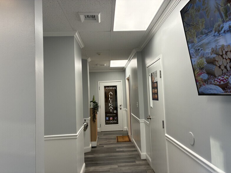 More Photos Of 388 Main St, Monroe Office For Sale