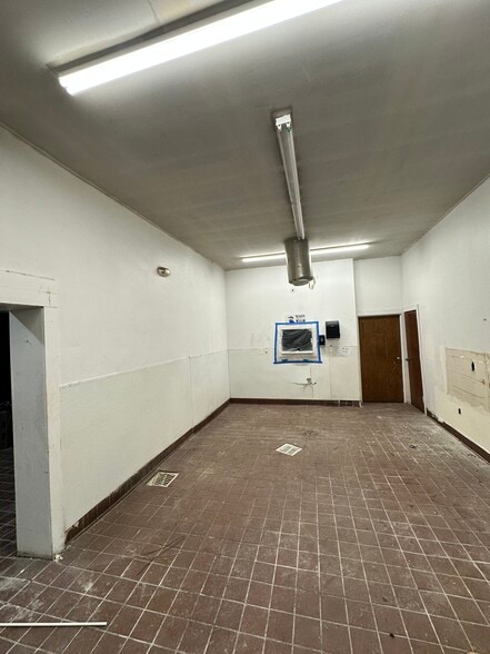 More Photos Of 3018 S State St, Salt Lake City Storefront For Lease