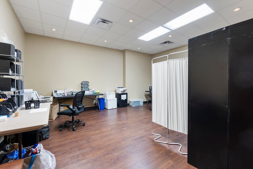 More Photos Of 2125 College Ave, Conway Freestanding For Lease