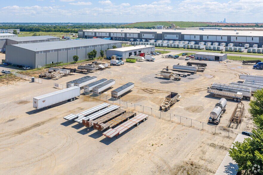 More Photos Of 2521 Council Rd, Oklahoma City Land For Lease