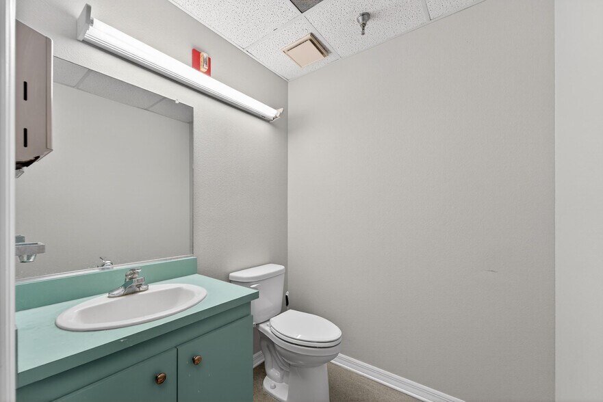 More Photos Of 106-109 N Evers St, Plant City Medical For Lease