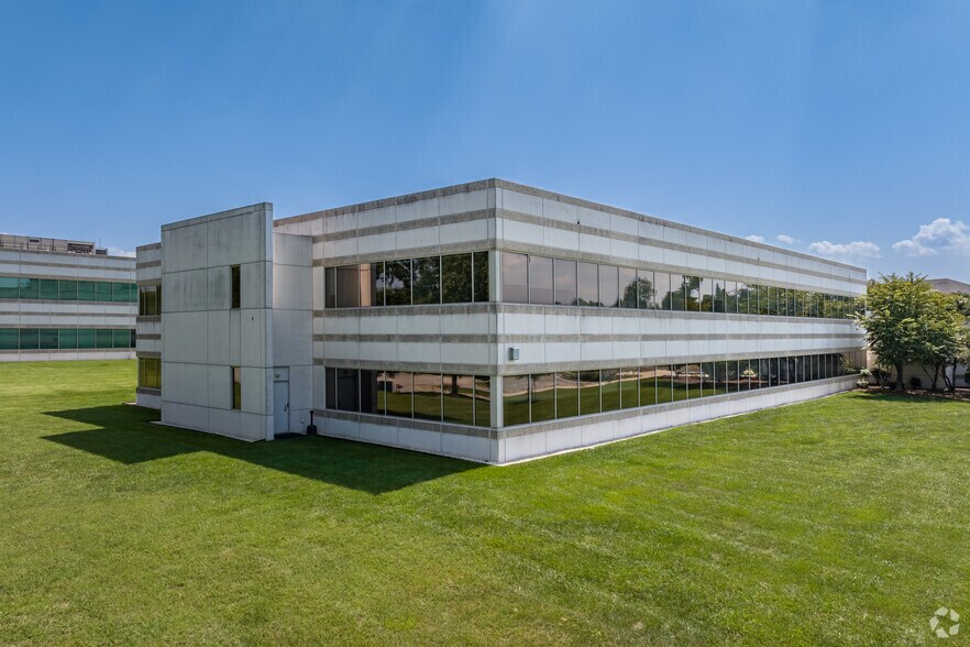 More Photos Of 4090 Premier Dr, High Point Unknown For Sale