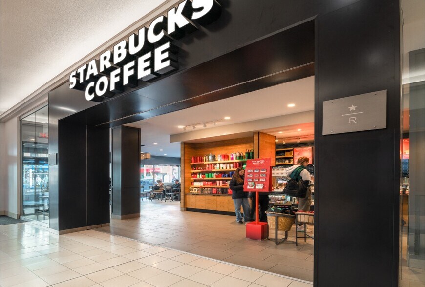 More Photos Of 5640 Spring Garden Rd, Halifax Freestanding For Lease