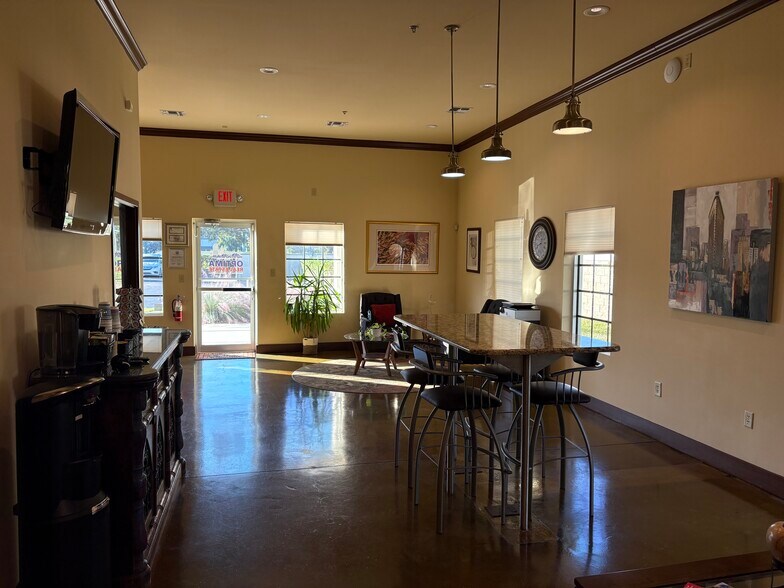 More Photos Of 7250 Red Bug Lake Rd, Oviedo Office For Sale