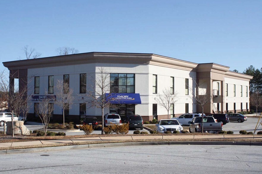 More Photos Of 5461 Hillandale Dr, Lithonia Medical For Lease