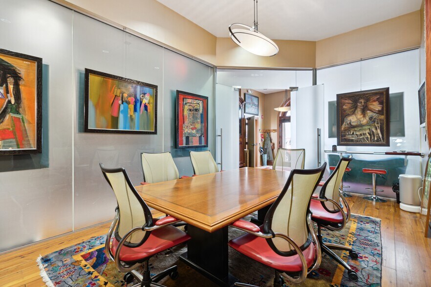 More Photos Of 46 A State St, Charleston Office Residential For Lease