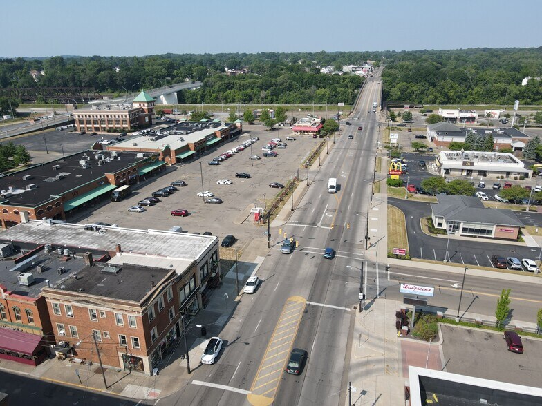More Photos Of 129 Lincoln Way W, Massillon Land For Lease