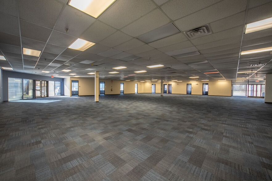 More Photos Of 1919-1975 Technology Dr, Troy Unknown For Lease