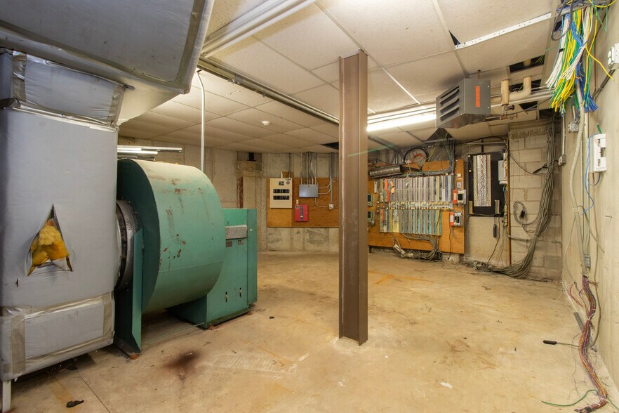 More Photos Of 45 S Main St, Branford Bank For Sale