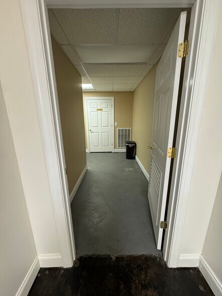 More Photos Of 332 2nd Ave E, Oneonta Office For Sale