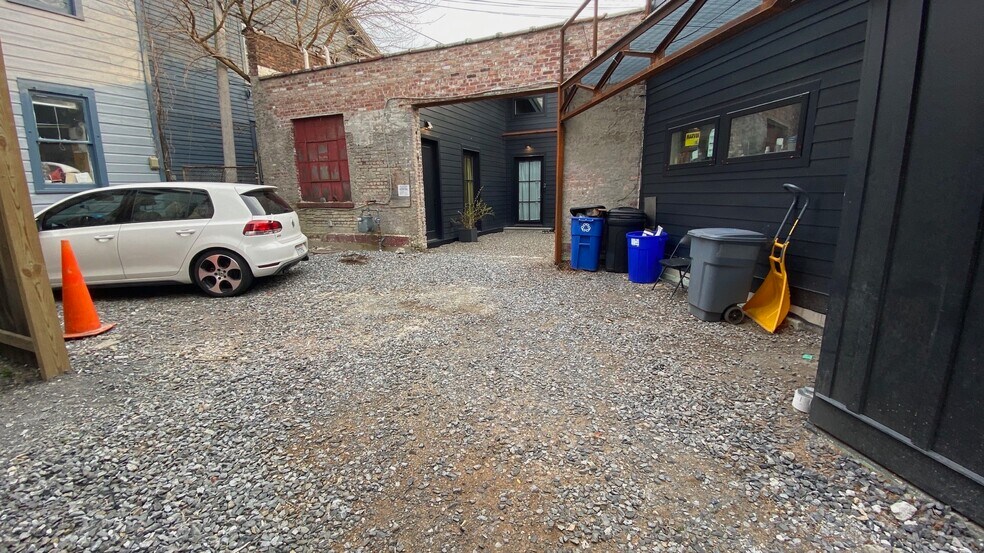 More Photos Of , Hudson General Retail For Sale