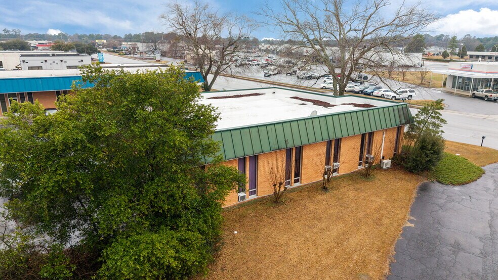 More Photos Of 508 Plaza Blvd, Kinston Office For Sale