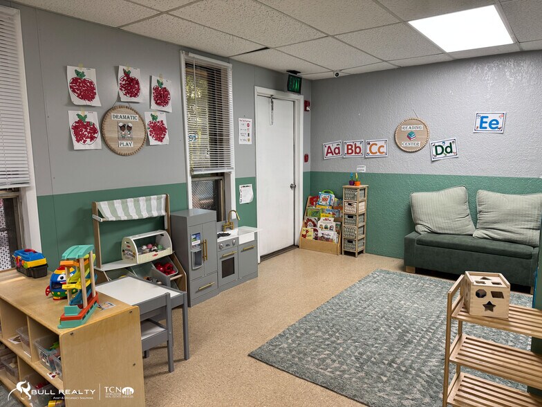 More Photos Of 1200 Gran Crique Pky, Roswell General Retail For Sale