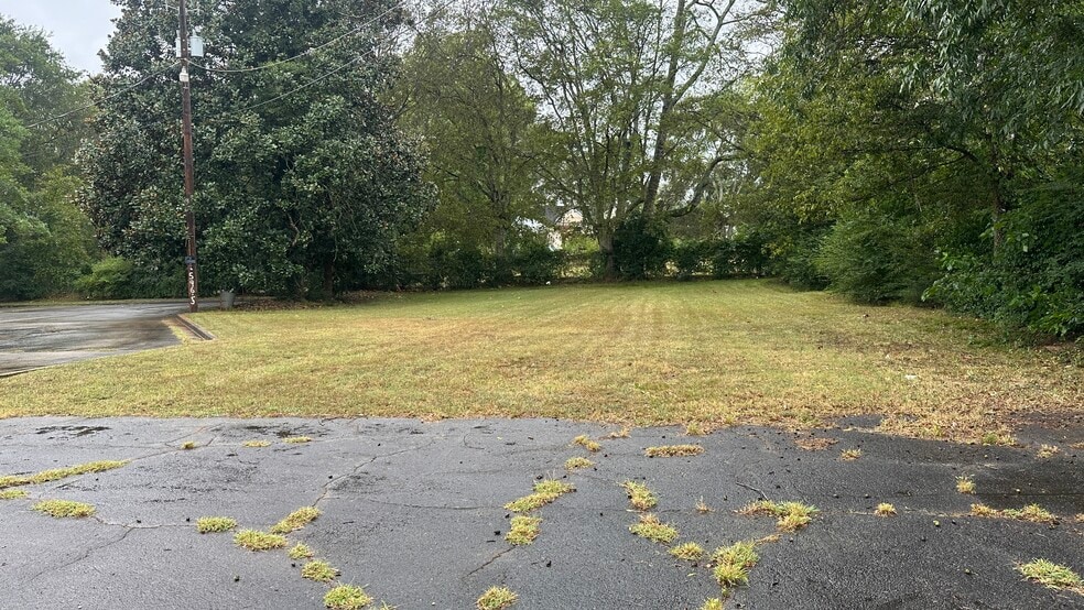 More Photos Of 812 S Main St, Cedartown Healthcare For Sale