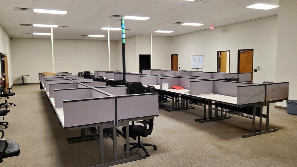 More Photos Of 5015-5159 Granbury Rd, Fort Worth Unknown For Lease