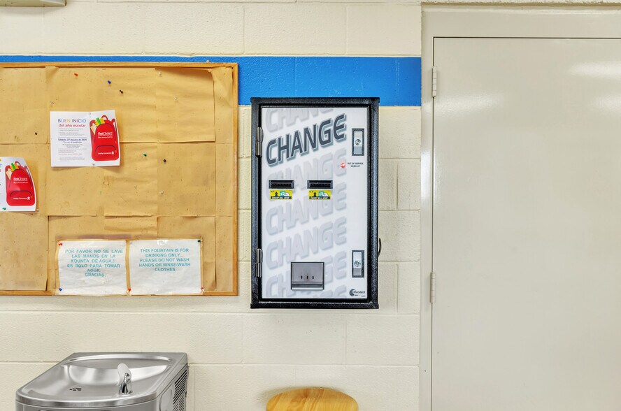 More Photos Of 3004 E North St, Greenville Freestanding For Sale