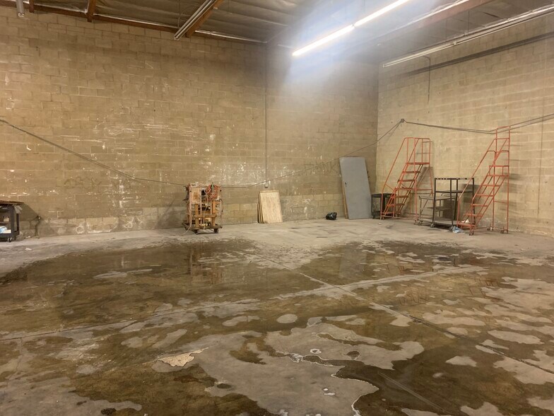 More Photos Of 3939 E Cesar E Chavez Ave, Los Angeles Flex For Lease