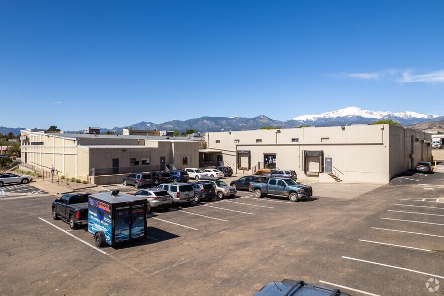 More Photos Of 750 Garden Of The Gods Rd, Colorado Springs Storefront For Lease