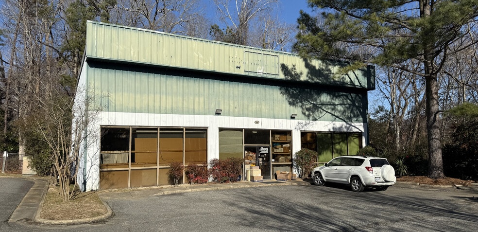 Primary Photo Of 344 2nd St, Williamsburg Freestanding For Lease