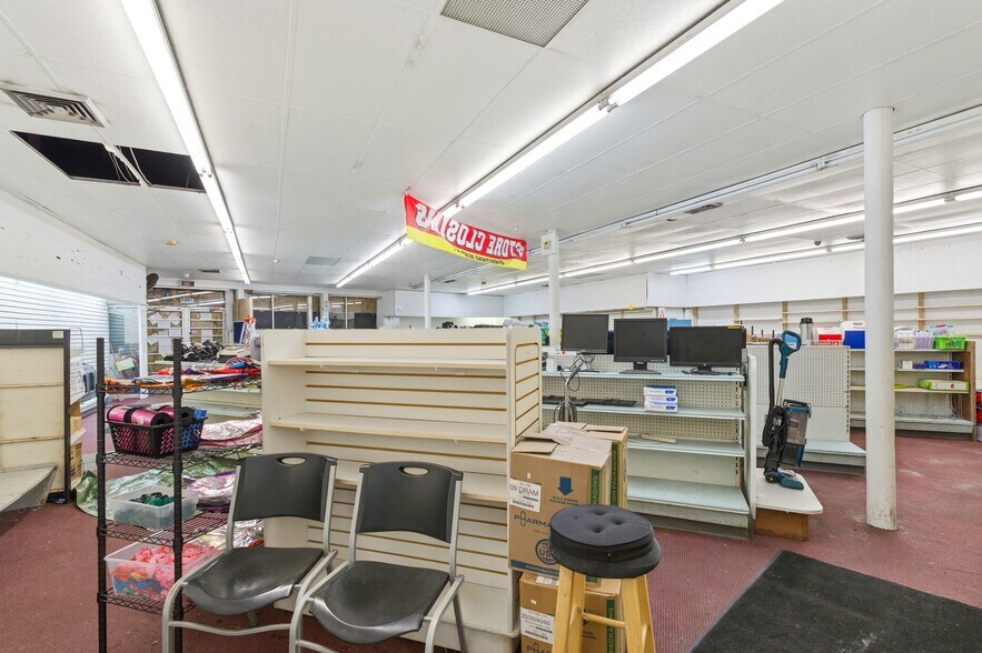 More Photos Of 1081-1087 Mt Vernon ave, Columbus Flex For Sale