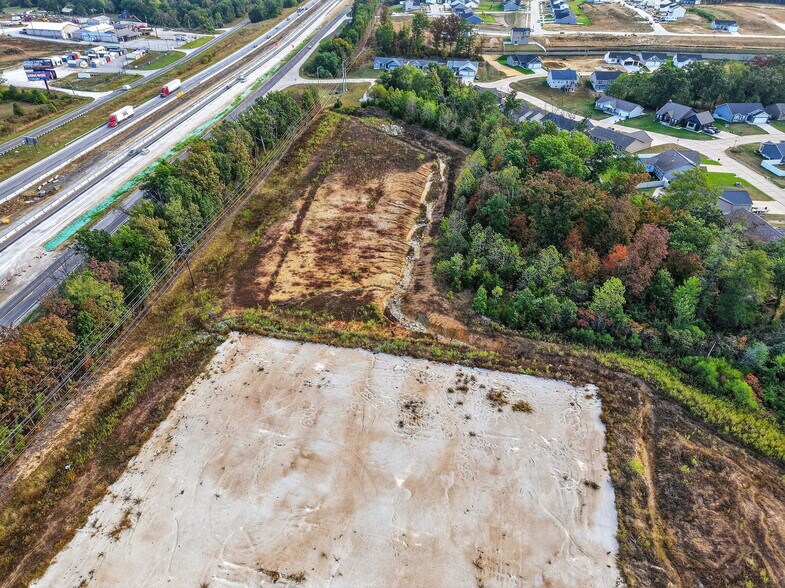 More Photos Of 1700 E Veterans Memorial Pky, Truesdale Land For Sale