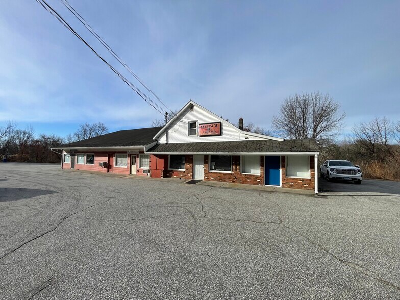 More Photos Of 15 River Rd, Willington General Retail For Sale