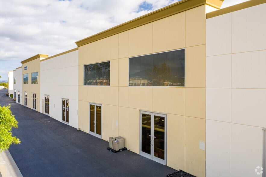 More Photos Of 26429 Rancho Pky, Lake Forest Research And Development For Sale