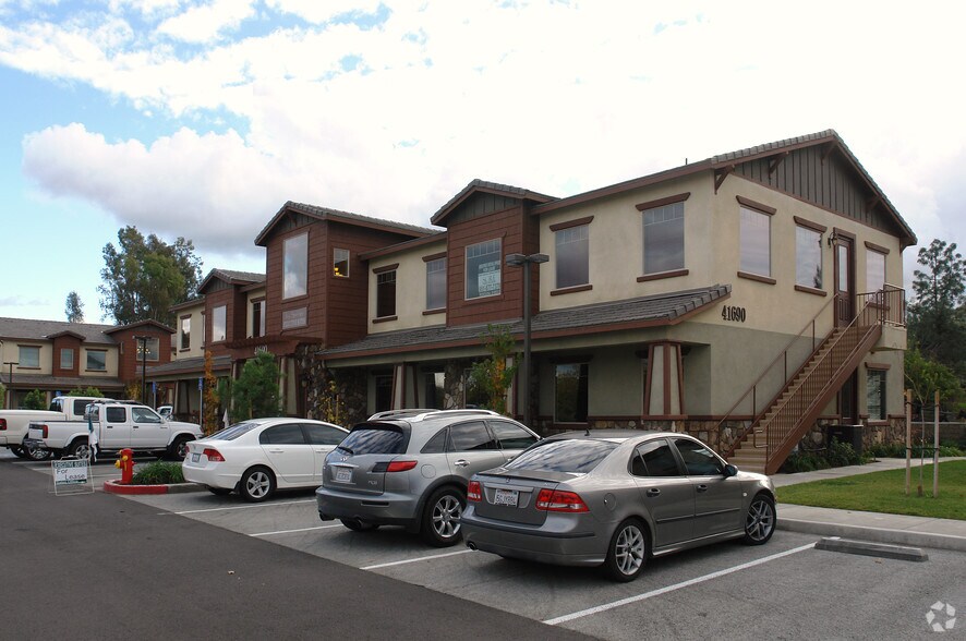More Photos Of 41690 Ivy St, Murrieta Medical For Lease