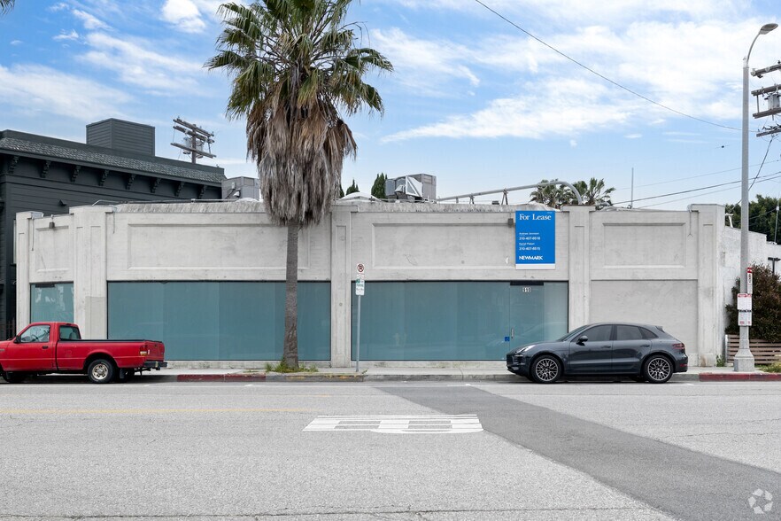 Primary Photo Of 910 Abbot Kinney Blvd, Venice Storefront For Sale