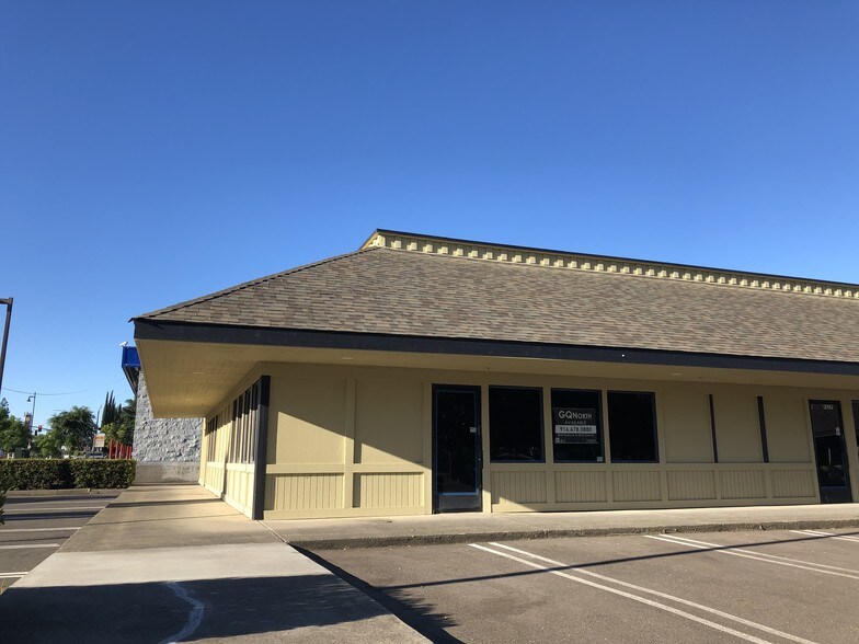 More Photos Of 7525 Auburn Blvd, Citrus Heights Unknown For Sale