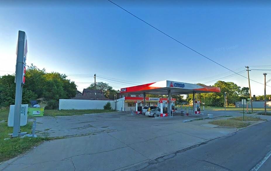 Primary Photo Of 2561 S Fort St, Detroit General Retail For Sale