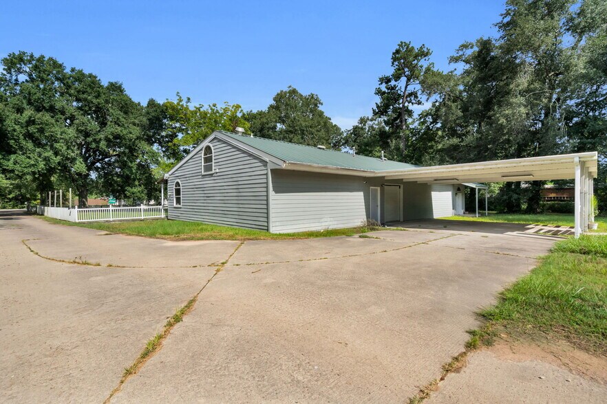 More Photos Of 22830 Fritz Ln, Spring Office Residential For Lease