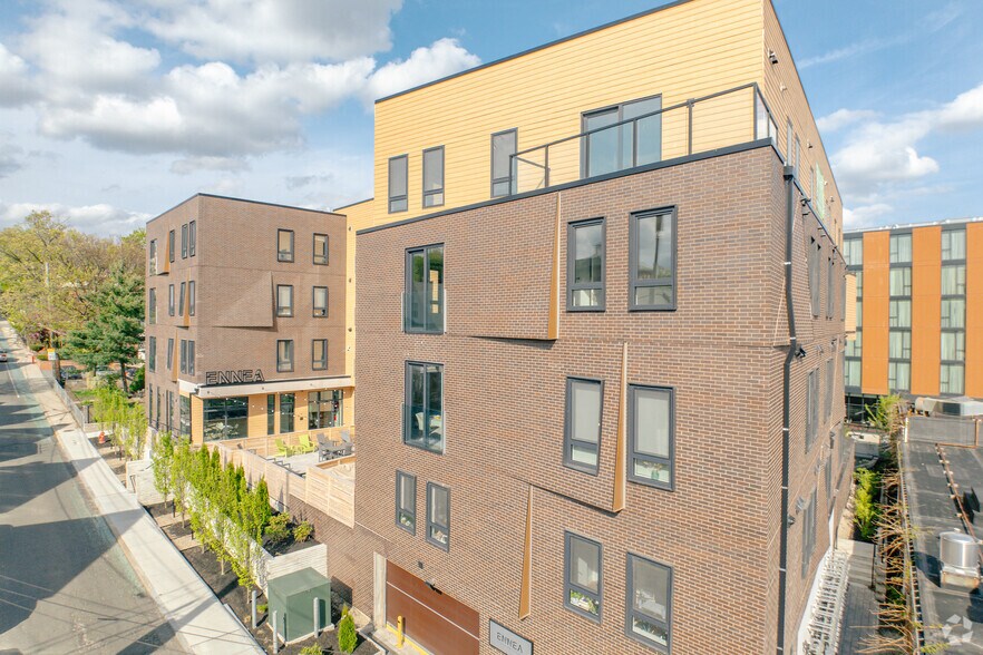 More Photos Of 9 Central St, Somerville Apartments For Lease