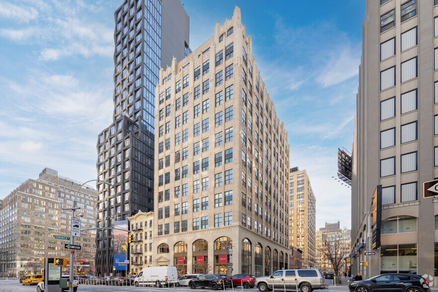 Primary Photo Of 121 Varick St, New York Office For Lease