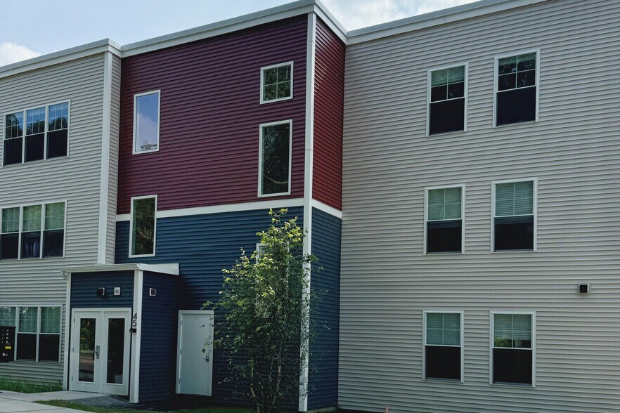 More Photos Of 45 High St, Waterbury Multifamily For Sale