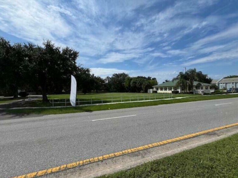 More Photos Of 900 Starkey Rd, Largo Land For Sale