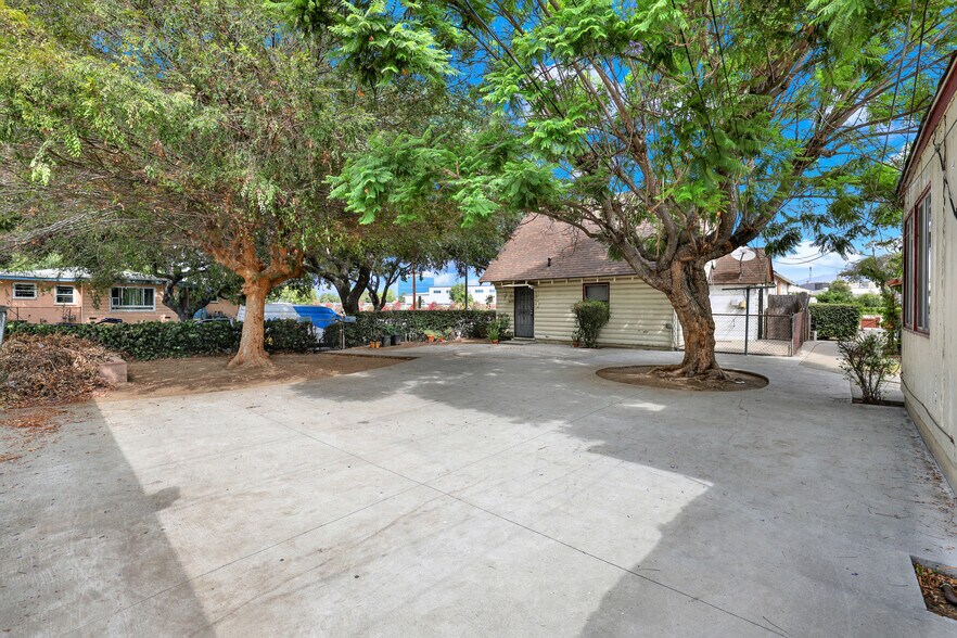 More Photos Of 1002-1010 S Campbell Ave, Alhambra Apartments For Sale