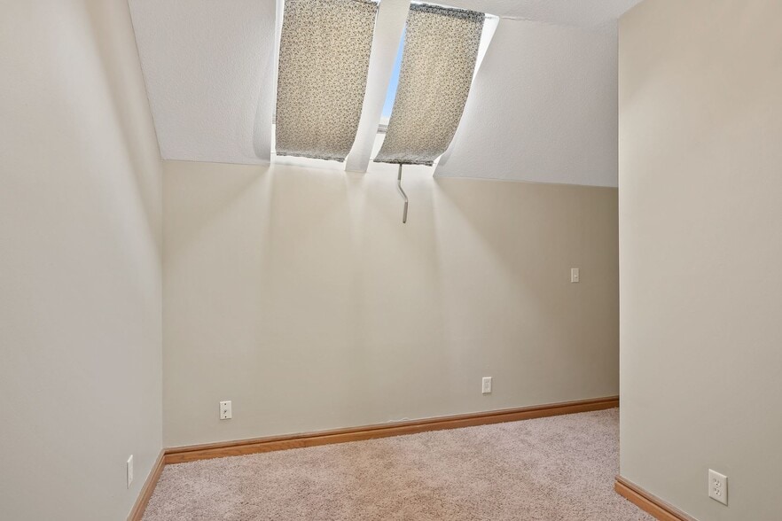 More Photos Of 197 Kent St, Saint Paul Multifamily For Sale